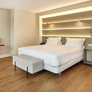 4* מלון Nh Sants