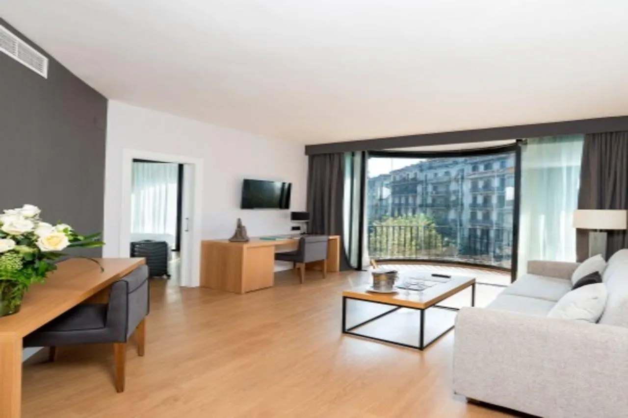 Guitart Grand Passage Hotel Barcelona 4*,