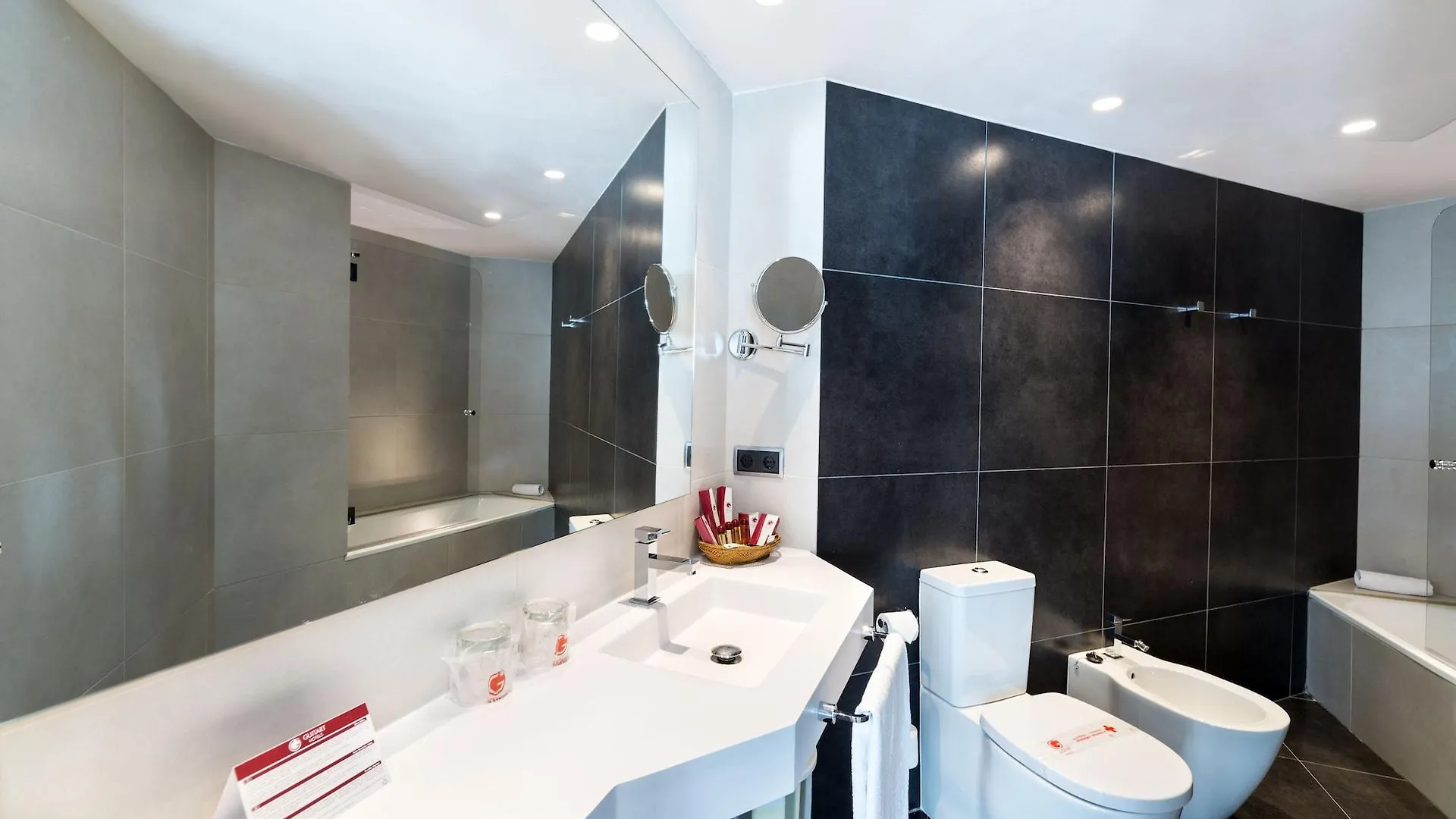 Guitart Grand Passage Hotel Barcelona