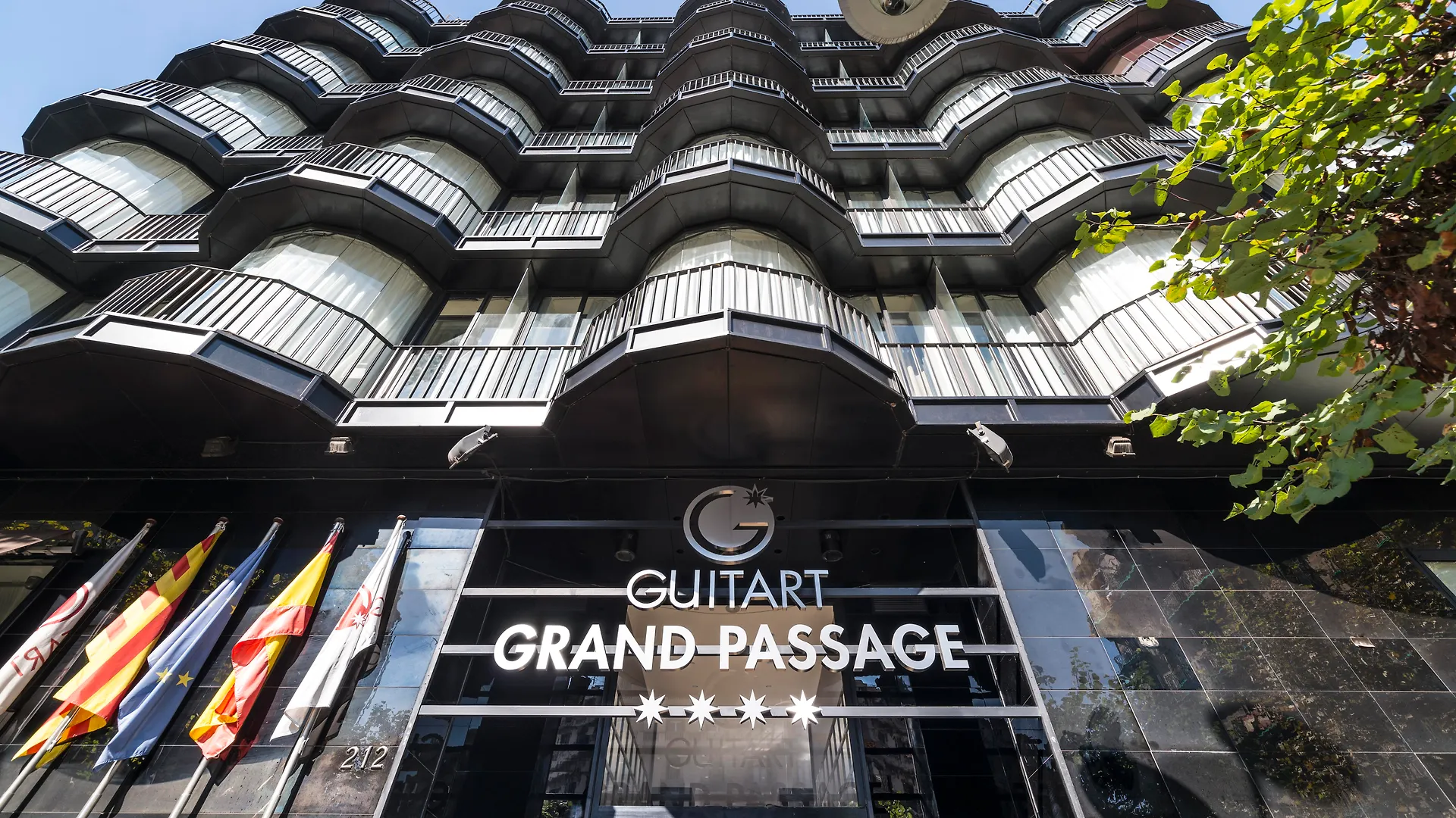 Guitart Grand Passage contacts