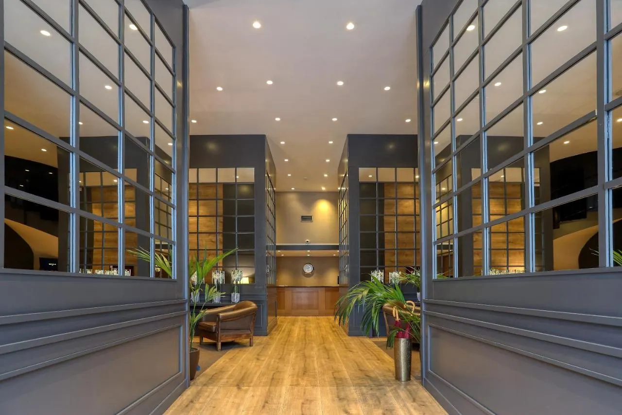 Guitart Grand Passage Hotel Barcelona 4*,